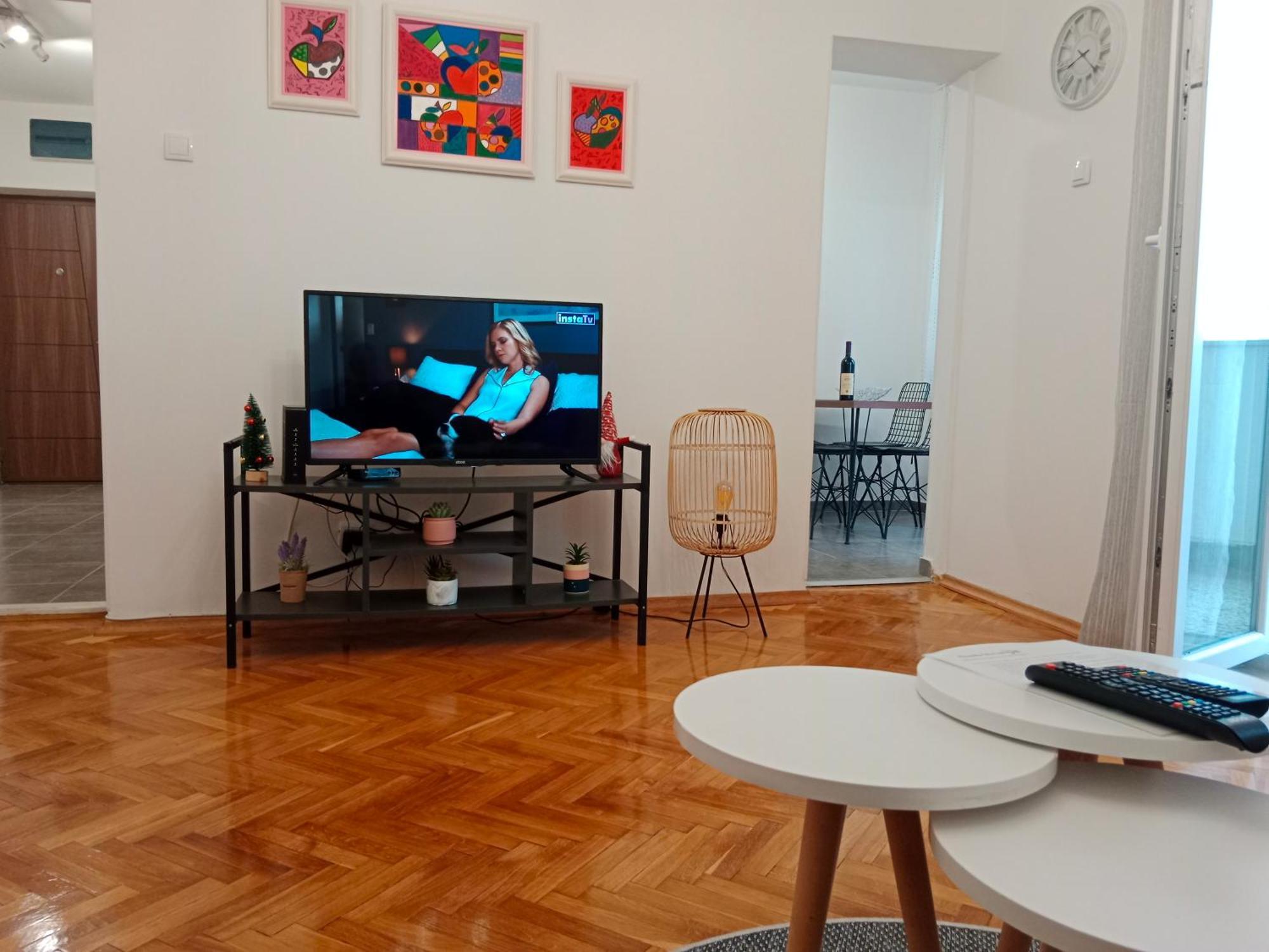 Serenity City Centre 포드고리차 외부 사진